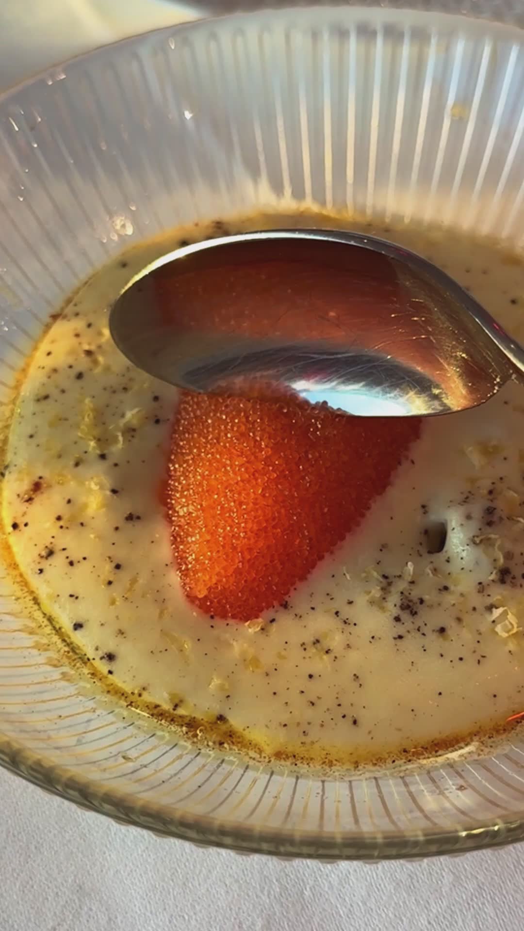 100 år gammel restaurant hengende i luften – Gondolen i Stockholm – vår guide