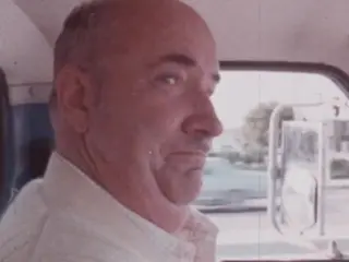 Driving Tips To Avoid Accidents (1976)