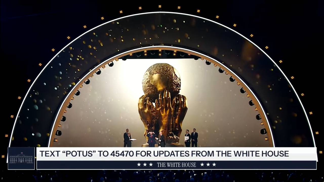 President Trump receives FIFA peace prize 