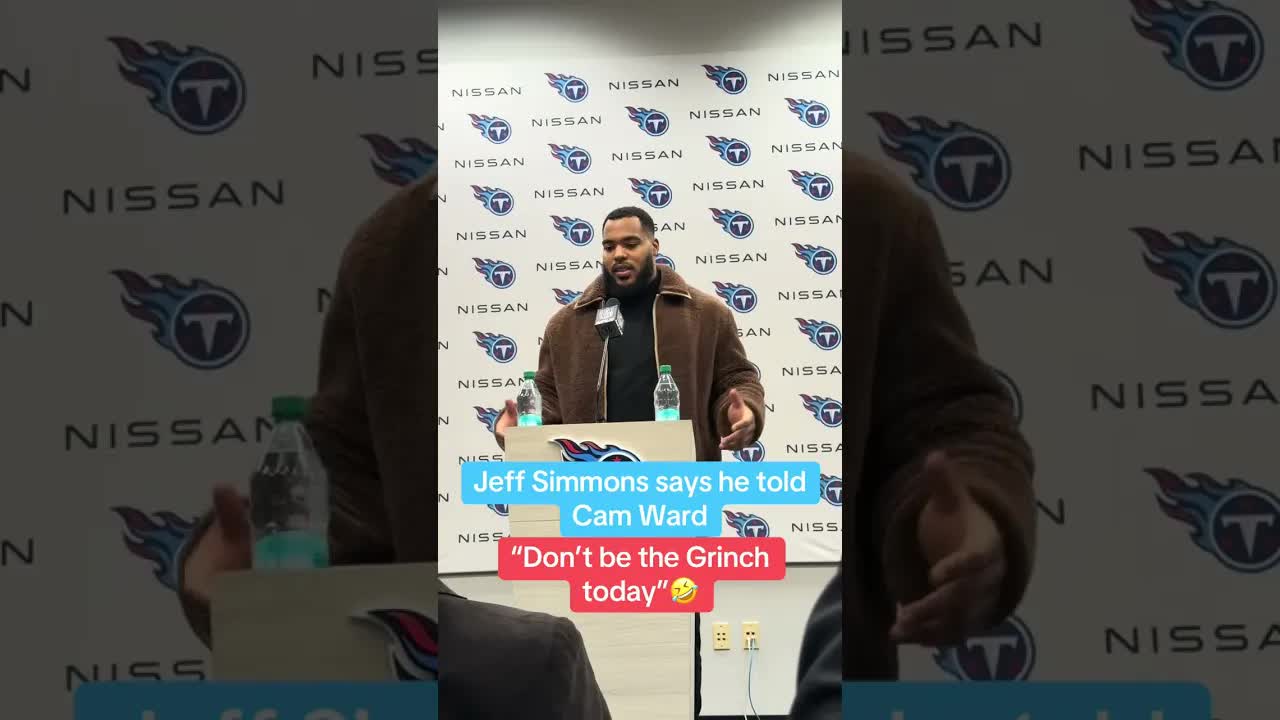 #Titans DL Jeffery Simmons loves his QB🤣 #jefferysimmons #camward #atozsports #merrychristmas #nfl