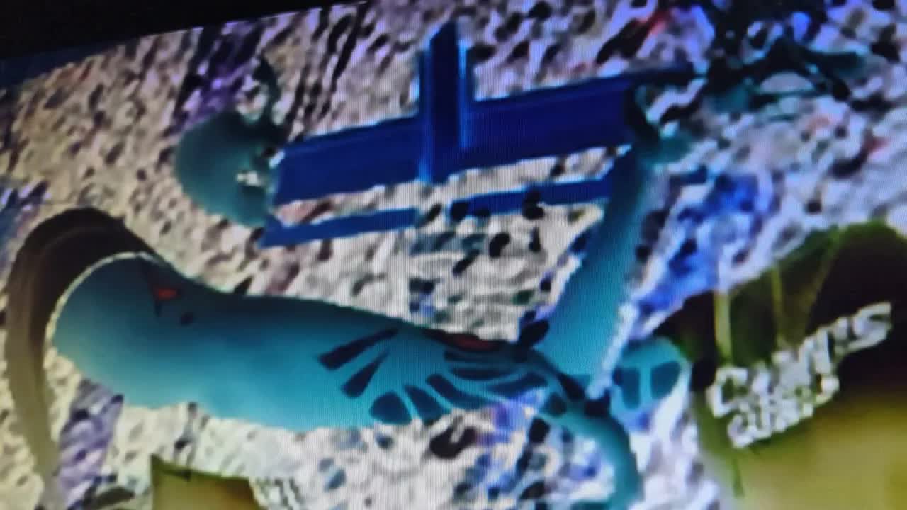 PXL 20251115 034429290