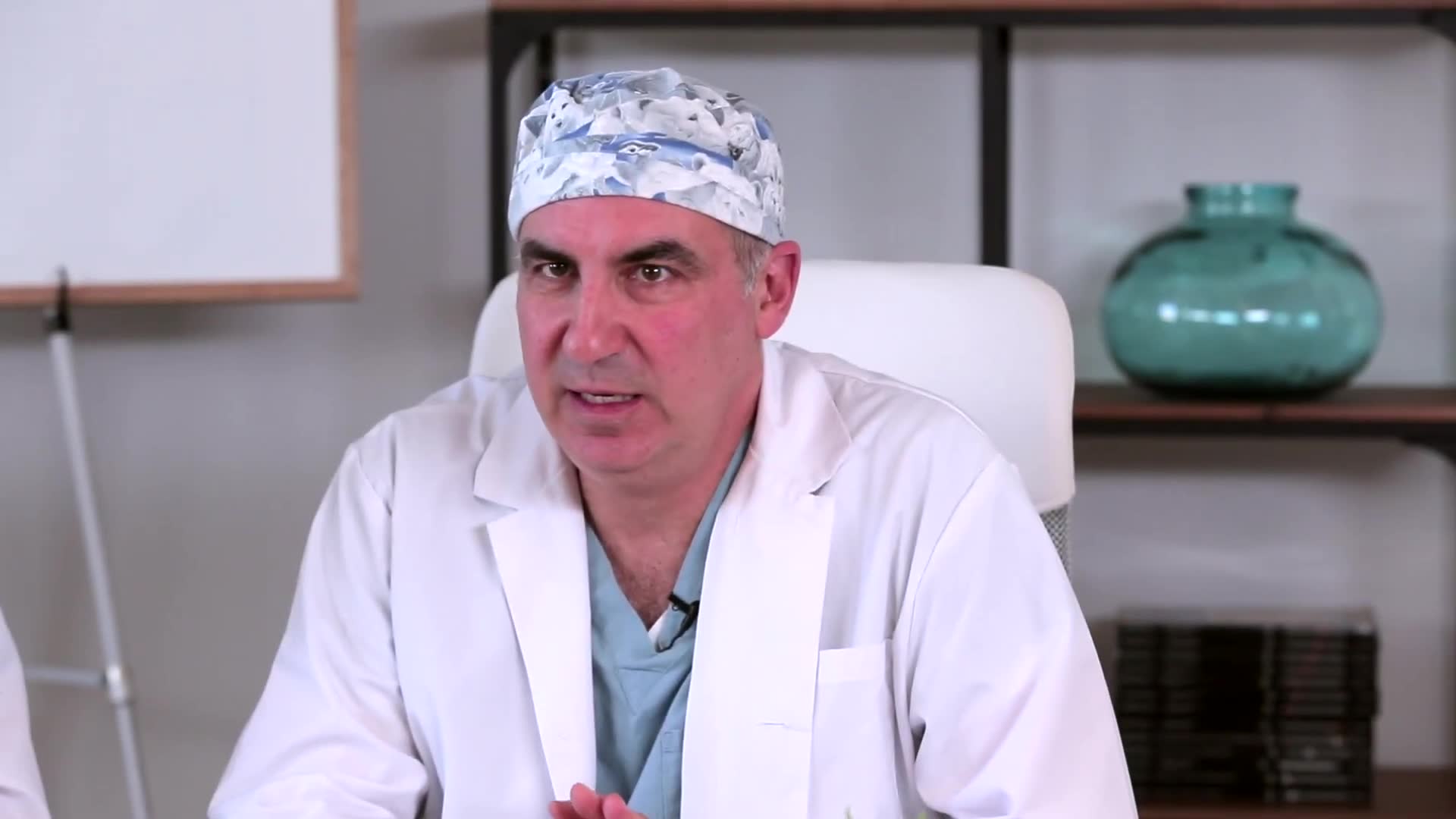 Common causes of persistent pain after knee arthroplasty and solutions