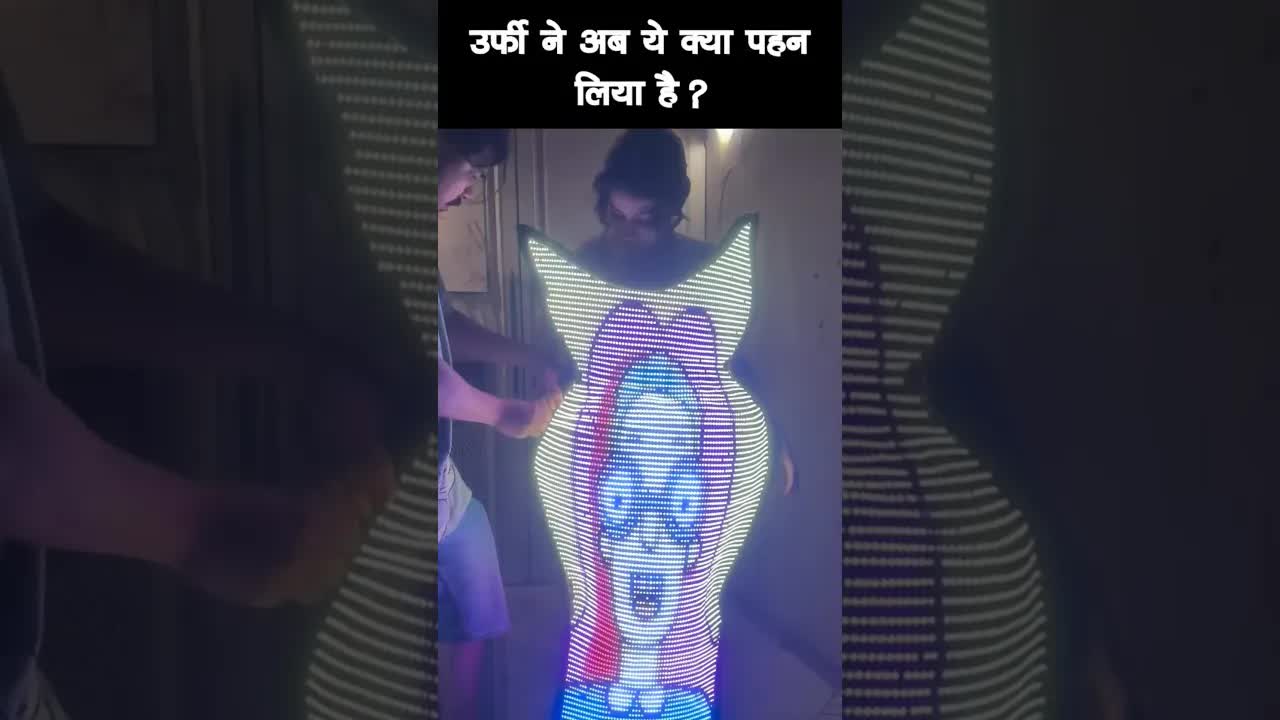 Urfi javed unique style #bollywood #urfijaved #shortsvideo
