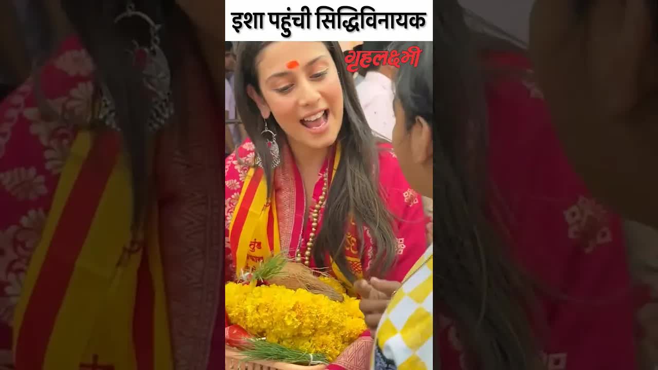 Isha goes barefoot to Siddhivinayak#ishamalviya #shorts