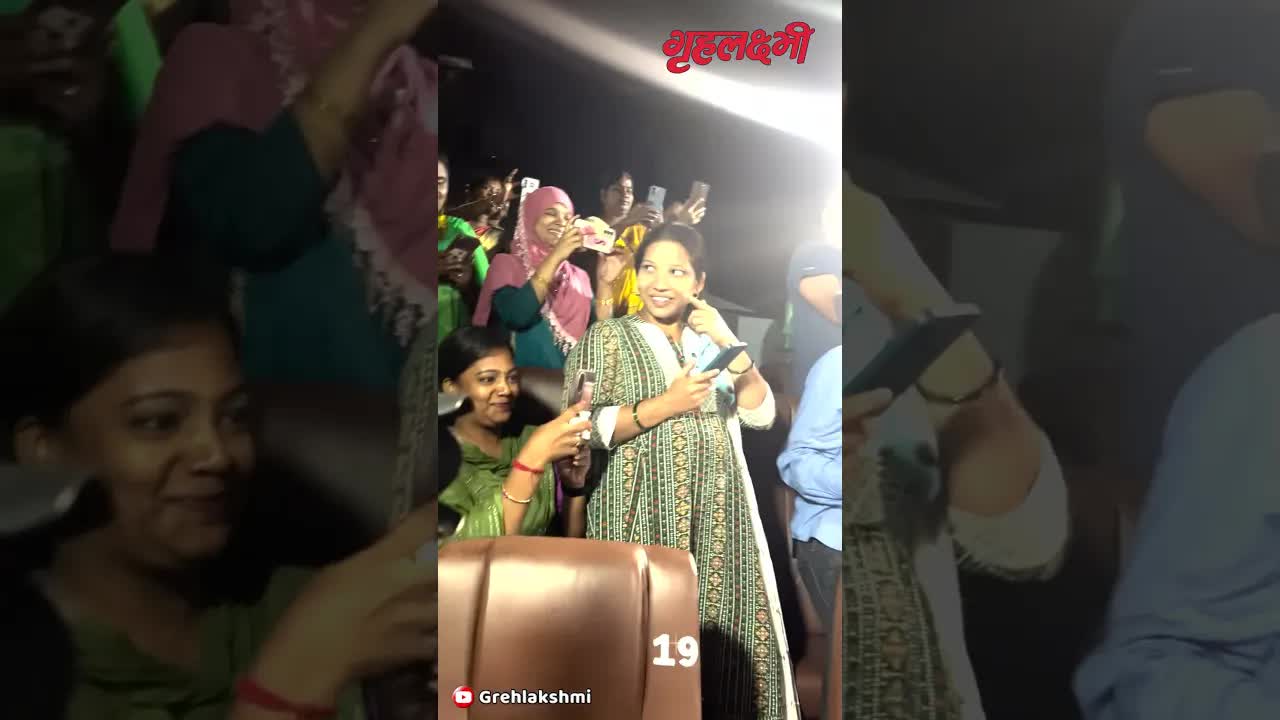 Ankita Lokhande hosts Veer Savarkar film screening #ankitalokhande #shorts #veersarvarker