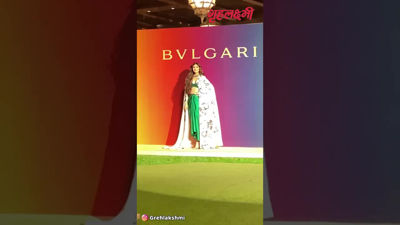 Shilpa Shetty at Isha Ambani's Roman Holi #shilpashetty #ishaambani #shorts  #grehlakshmi