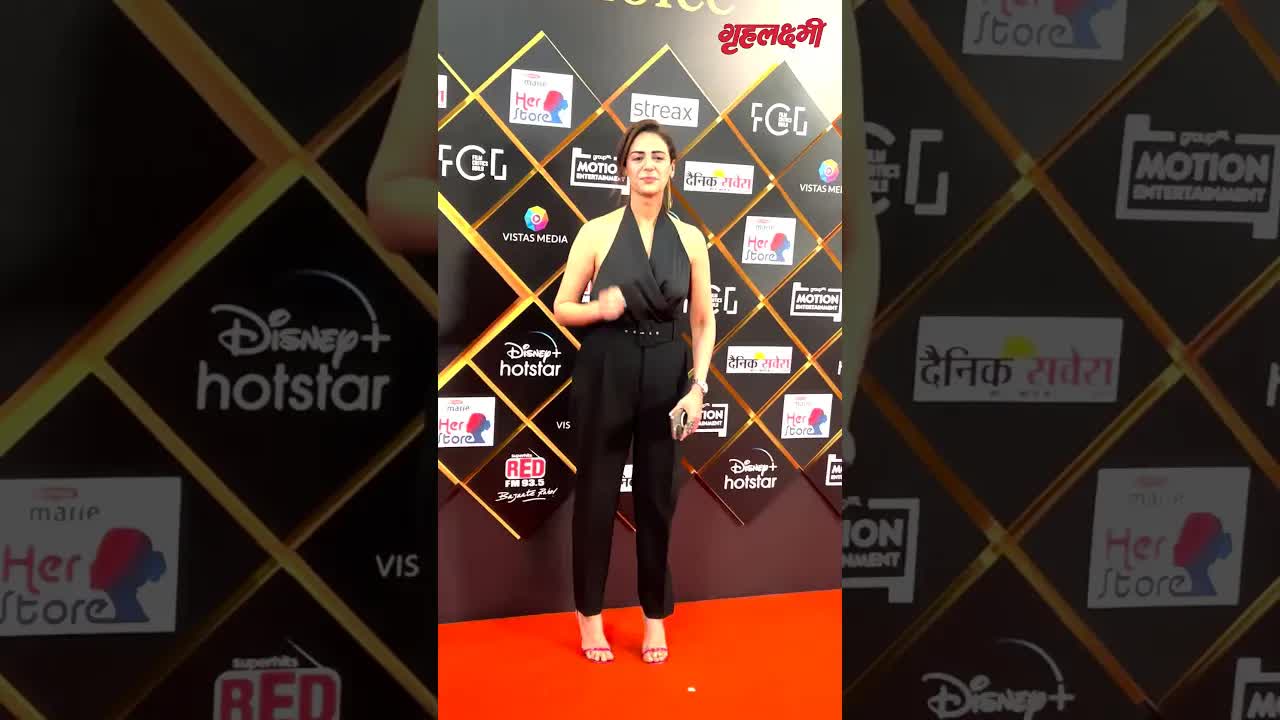 Mona Singh's elegant looks Awards #grehlakshmi #monasingh #shorts