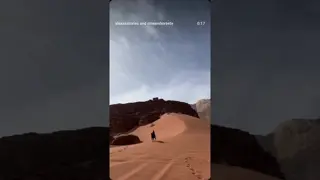 Exploring the magical desert of Wadi Rum from horseback 🐎🏜