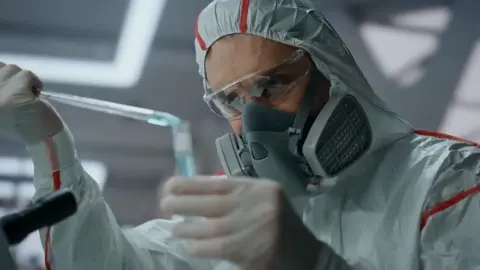 Archaeological and geological finds baffling modern experts