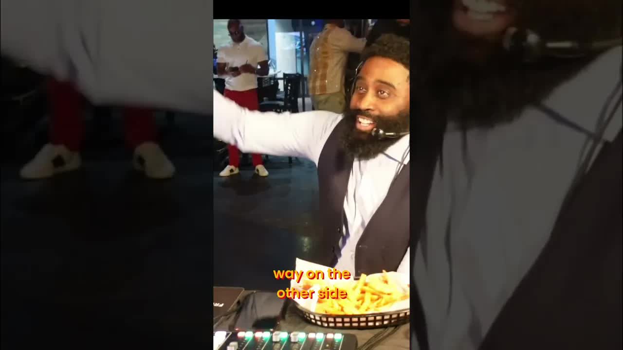 Nick Van Exel Joins the Broadcast! Football Game Breakdown! #shorts