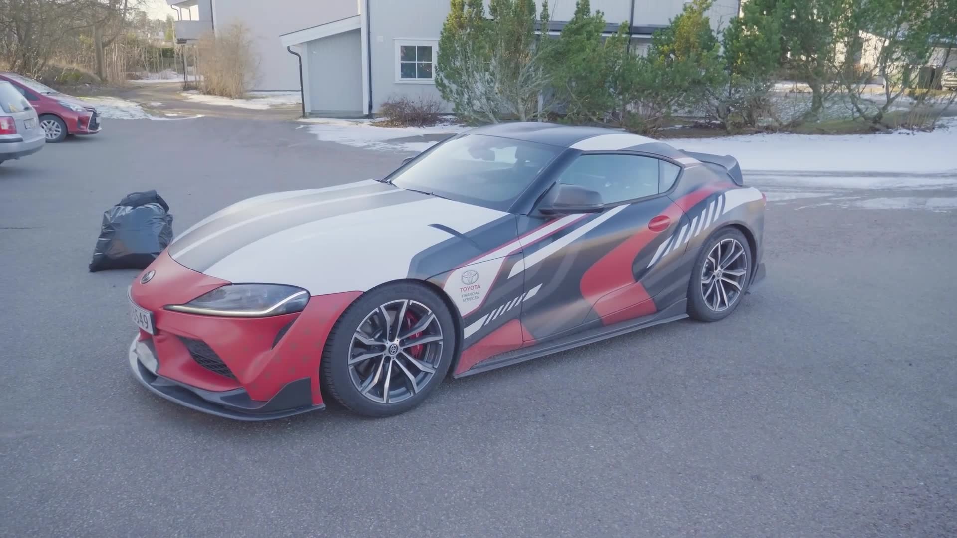 Tvboden åpning etter Supra-tur