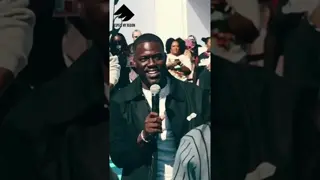 Kevin Hart and CP3 Were Hilarious at the Chase Freedom Cashback Courts during Complex Market