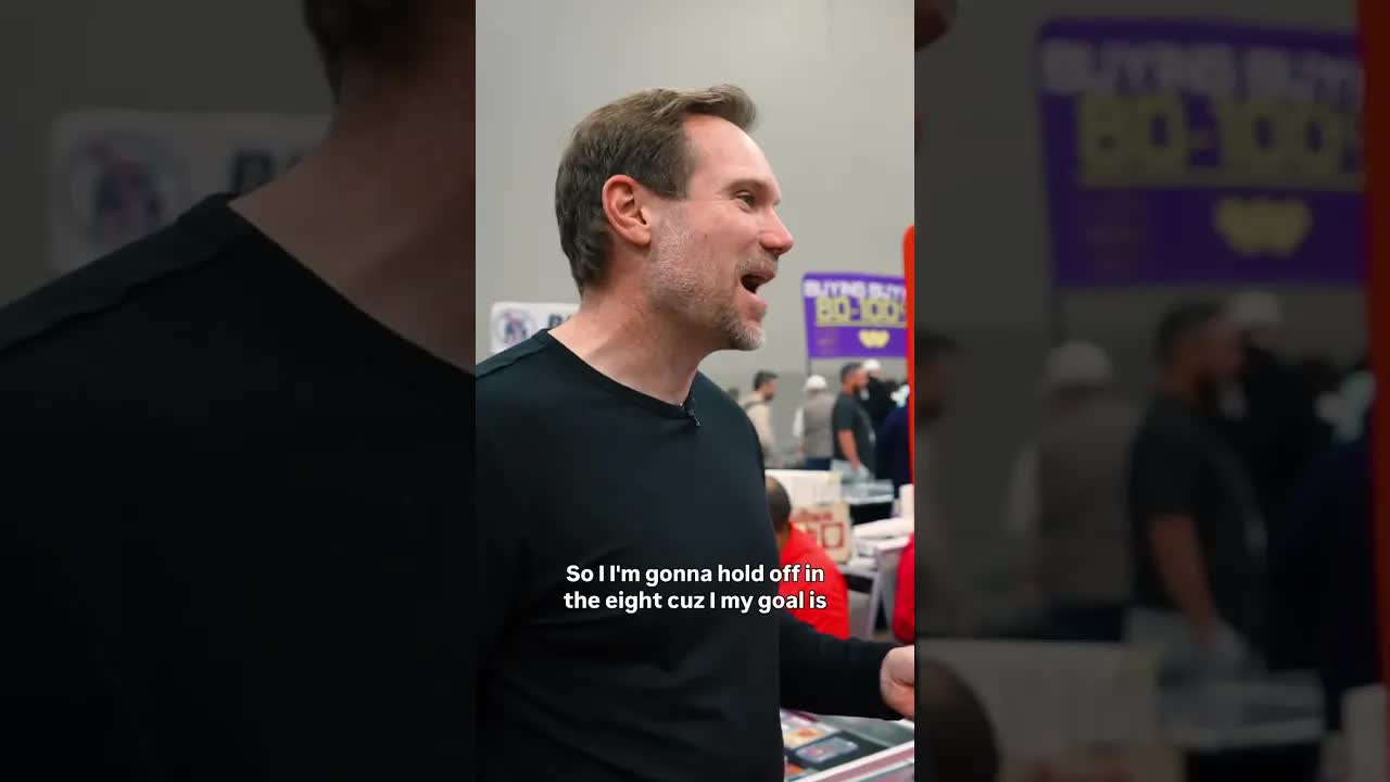 He’s Got SHOES that Match All Kings Cards?!