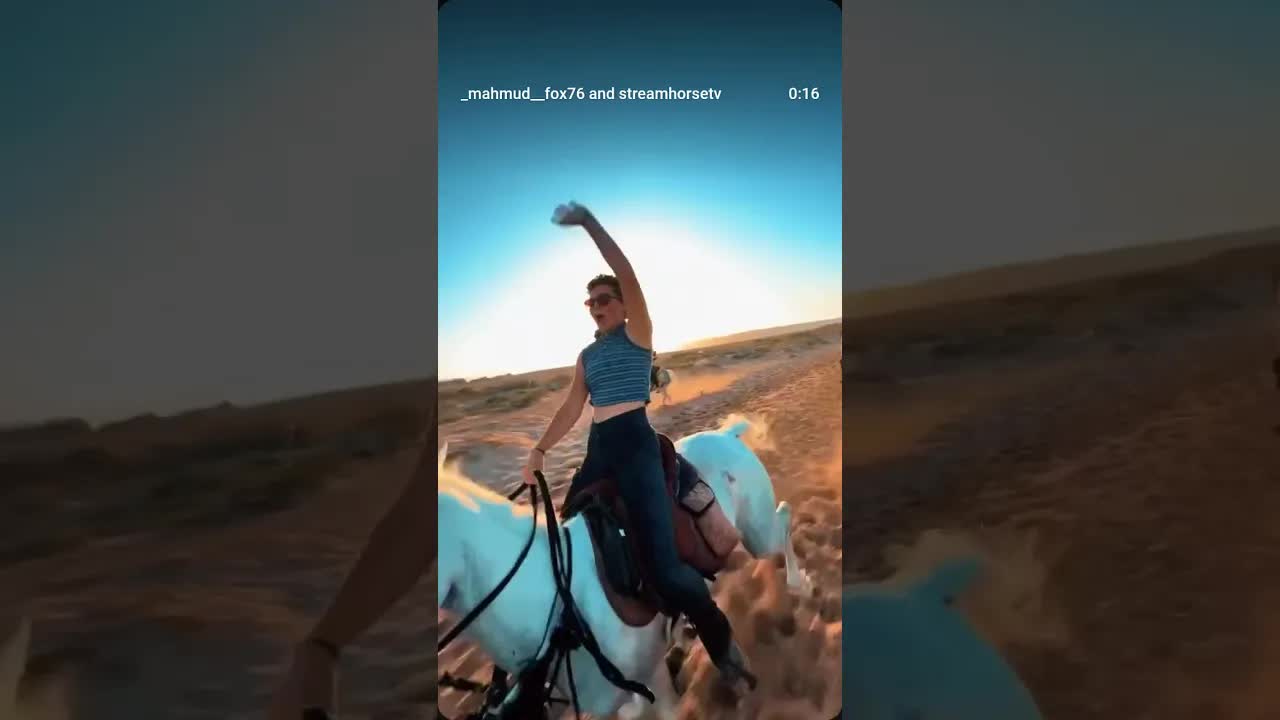 On the beach sand, we leave our worries behind, and chase after our dreams… step by step 🔥🐴