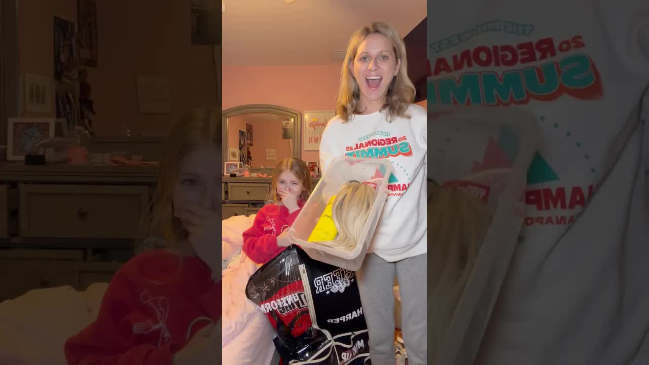 SEE WHAT WE PACKED FOR HARPER’S CHEER COMP IN CHICAGO! 💖 #packing #vlog #shorts