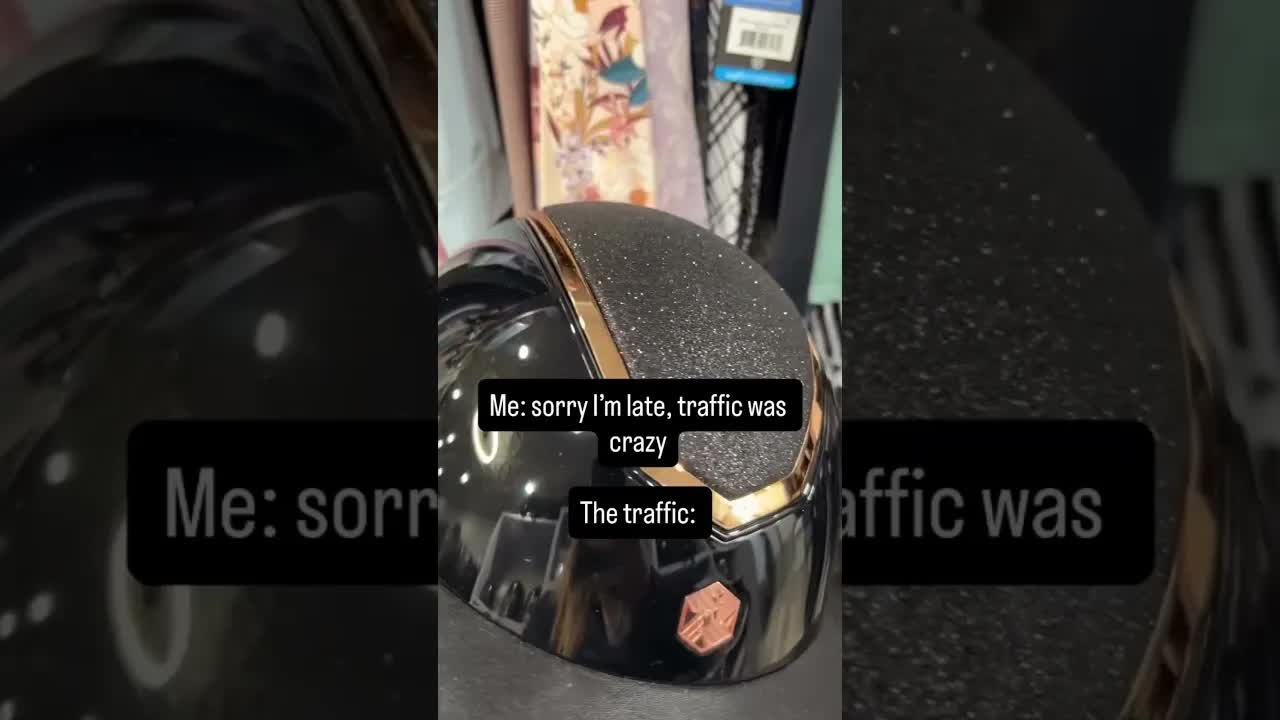 To be fair, traffic this season in Wellington has been wild 😂🐎