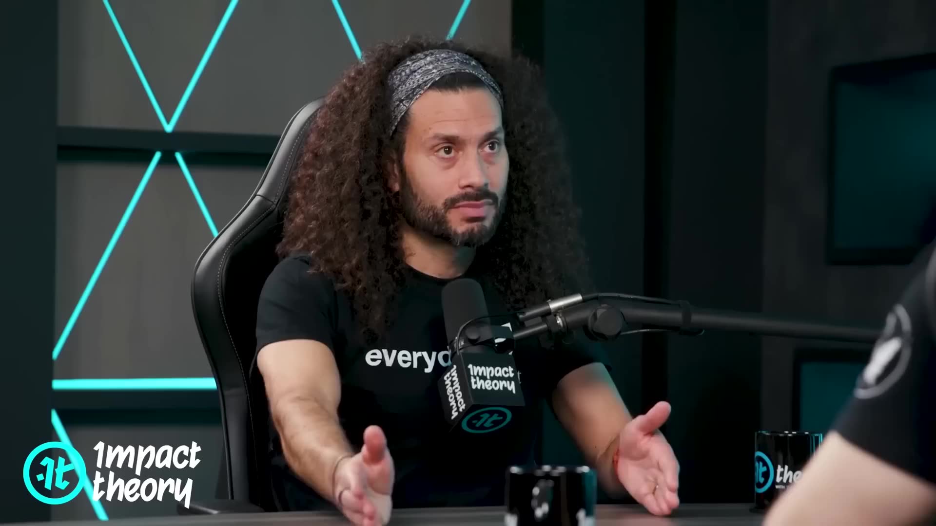 Intelligence source reveals Jeffrey Epstein's FBI federal agency relationship and protection